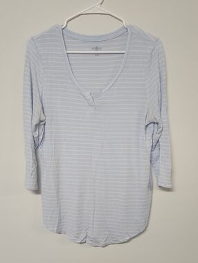 SO Light Blue & White Striped V-Neck 3/4 Sleeve Top